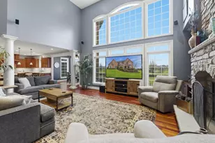 40W701 Willowbrook Ct, Saint Charles, IL 60175 - Photo 15