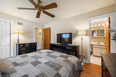 532 Landmeier Road, Elk Grove Village, IL 60007 - Photo 13