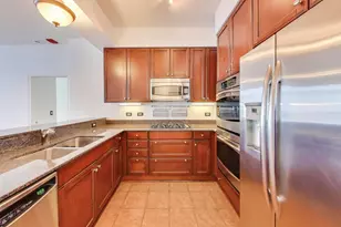 1211 S Prairie Ave, Chicago, IL 60605 - Photo 13