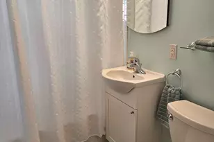 636 E Rockland Rd, Libertyville, IL 60048 - Photo 17