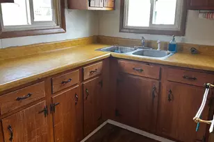 408 Marcy St, Ottawa, IL 61350 - Photo 7