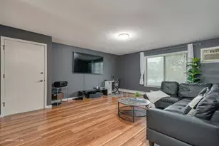 370 Echo Ln, Aurora, IL 60504 - Photo 3