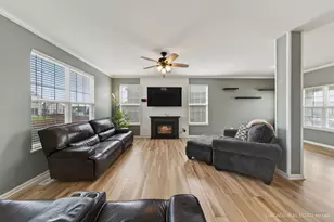 295 Monarch Ln, Volo, IL 60020 - Photo 7