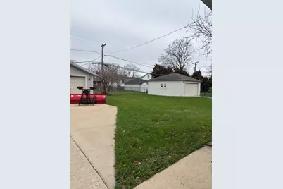 209 S Pick Avenue S, Elmhurst, IL 60126 - Photo 15