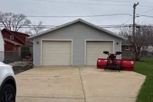 209 S Pick Ave S, Elmhurst, IL 60126 - Photo 3