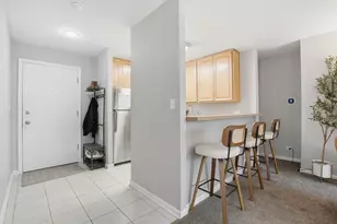 1833 Four Lakes Ave, Lisle, IL 60532 - Photo 5