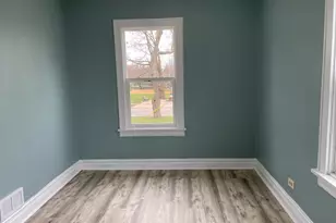 114 E Richmond St, Westmont, IL 60559 - Photo 7