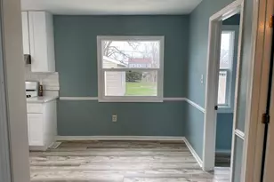 114 E Richmond St, Westmont, IL 60559 - Photo 5