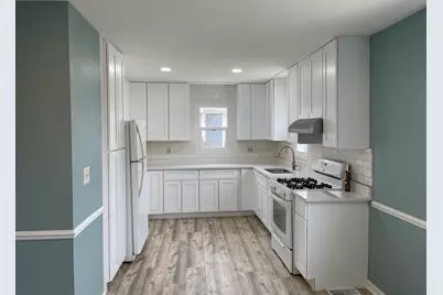 114 E Richmond Street, Westmont, IL 60559 - Photo 3