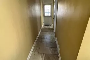 4952 Hull St, Skokie, IL 60077 - Photo 9