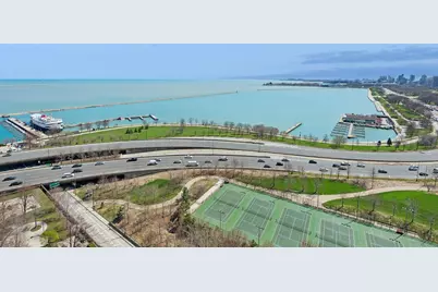 400 E Randolph Street #2307, Chicago, IL 60601 - Photo 13