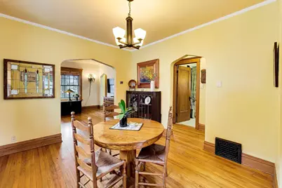 512 S Grove Avenue, Oak Park, IL 60304 - Photo 11