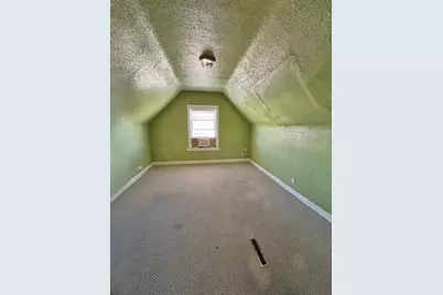 11833 S Perry Avenue, Chicago, IL 60628 - Photo 5