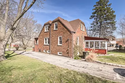 19 W Hattendorf Avenue, Roselle, IL 60172 - Photo 43