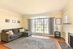 [Address not provided], Roselle, IL 60172 - Photo 9