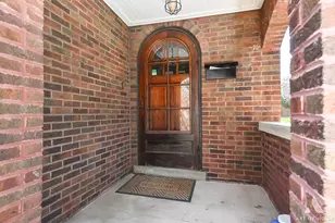 19 W Hattendorf Ave, Roselle, IL 60172 - Photo 7