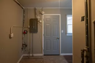 1068 Leith Ave, Waukegan, IL 60085 - Photo 13