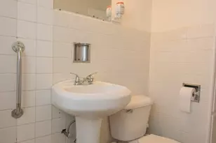 1068 Leith Ave, Waukegan, IL 60085 - Photo 15