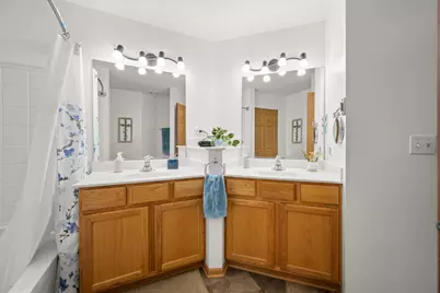 1531 Legacy Drive #4, Dekalb, IL 60115 - Photo 23