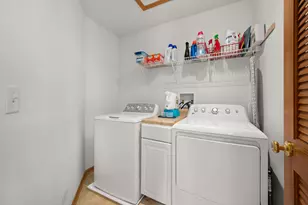 1531 Legacy Dr, Dekalb, IL 60115 - Photo 29