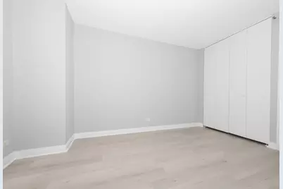 10 E Ontario Street #1904, Chicago, IL 60611 - Photo 15