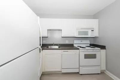 10 E Ontario Street #1904, Chicago, IL 60611 - Photo 13