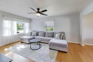 760 S Spring Rd, Elmhurst, IL 60126 - Photo 3