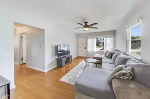 760 S Spring Rd, Elmhurst, IL 60126 - Photo 5