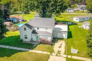 312 N Stanton St, Davis, IL 61019 - Photo 5