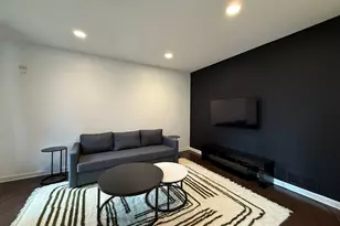 354 Baltimore Dr, Vernon Hills, IL 60061 - Photo 3