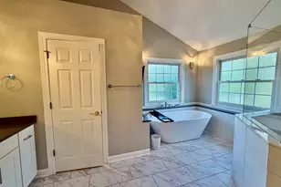 354 Baltimore Dr, Vernon Hills, IL 60061 - Photo 13