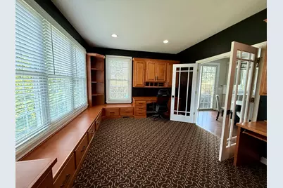 354 Baltimore Drive, Vernon Hills, IL 60061 - Photo 5