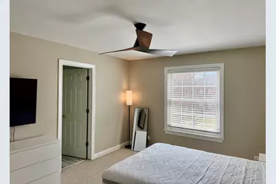 354 Baltimore Drive, Vernon Hills, IL 60061 - Photo 17