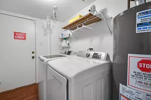 18409 Willow Ln, Lansing, IL 60438 - Photo 11