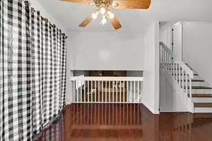 18409 Willow Ln, Lansing, IL 60438 - Photo 7