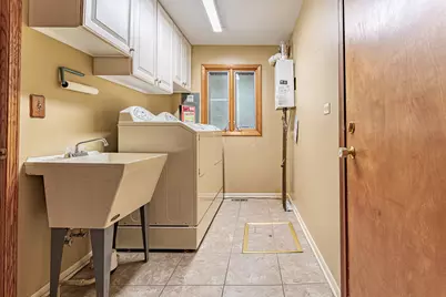 544 Northampton Circle, Elk Grove Village, IL 60007 - Photo 19