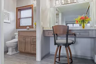 544 Northampton Cir, Elk Grove Village, IL 60007 - Photo 13