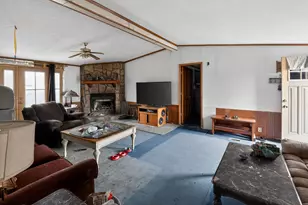 21309 Gambill Ln, Carlyle, IL 62231 - Photo 7