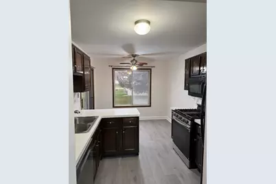 7040 Remington Court #204, Woodridge, IL 60517 - Photo 7