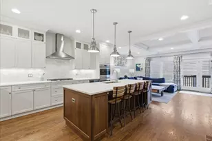 2733 W Agatite Ave, Chicago, IL 60625 - Photo 7