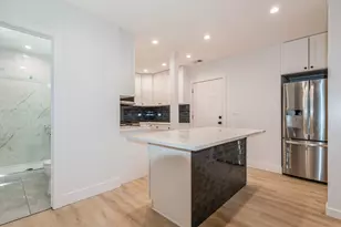 1535 W Estes Ave, Chicago, IL 60626 - Photo 9