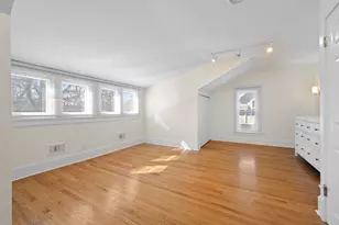 823 Deerfield Rd, Highland Park, IL 60035 - Photo 11