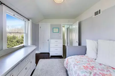 8238 Keystone Avenue, Skokie, IL 60076 - Photo 15