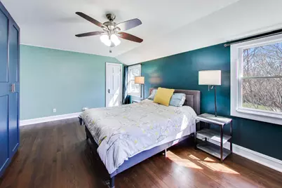 8238 Keystone Avenue, Skokie, IL 60076 - Photo 11