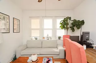 1933 W Crystal St, Chicago, IL 60622 - Photo 9