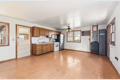 201 N Eagle Island Road, Kankakee, IL 60901 - Photo 3