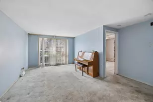 16323 Paulina St, Markham, IL 60428 - Photo 5