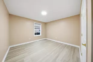 2226 W 51st St, Chicago, IL 60609 - Photo 15