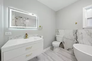 2226 W 51st St, Chicago, IL 60609 - Photo 3