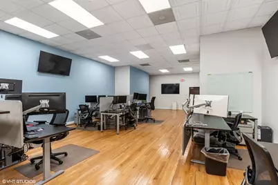 705 N Milwaukee Avenue, Chicago, IL 60642 - Photo 3